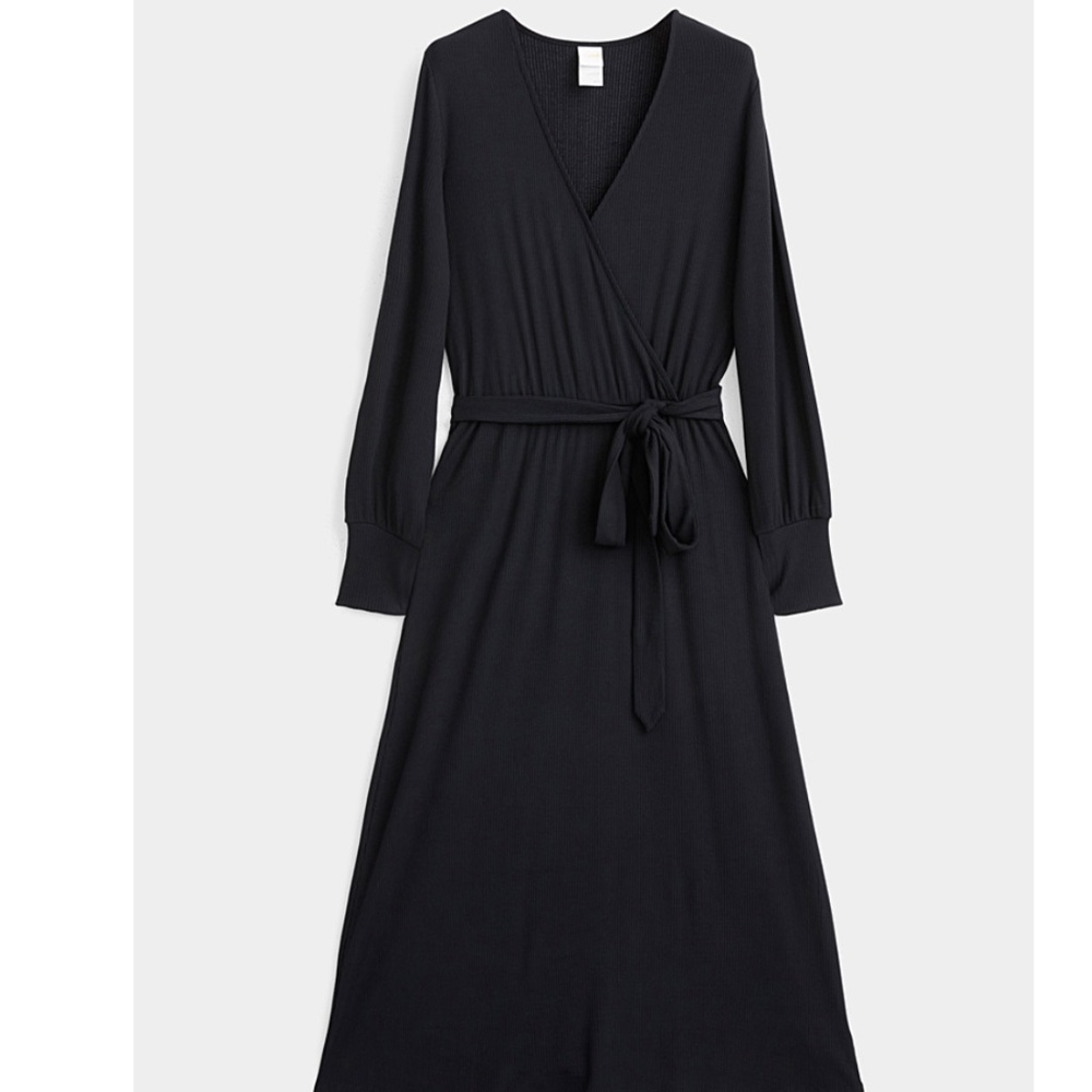 Lole Villeray black long sleeve ribbed wrap maxi dress size XS fits larger NWT